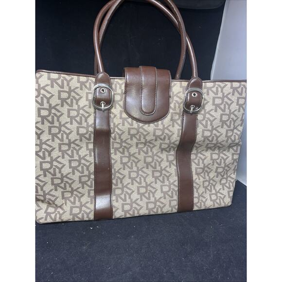 Vintage DKNY Signature Logo Handbag Purse Tan Brown Leather Silver Buckles Trim - Picture 5 of 12